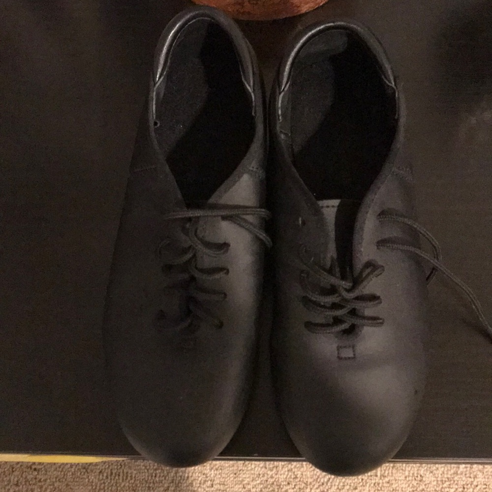 Black women’s tap shoes